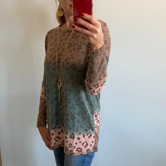 Color Bock, Animal Print Tunic Top - Picture 4 of 5